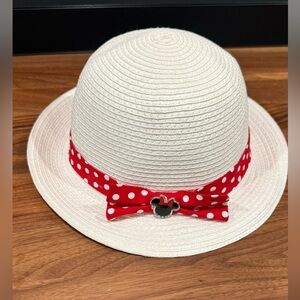 DISNEY PARKS Minnie Mouse White Straw Red Polka Dots Sun Hat Youth 55 cm